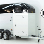 Humbaur Pferdeanhänger XANTHOS 2400|schwarz|Sattelkammer-Neu